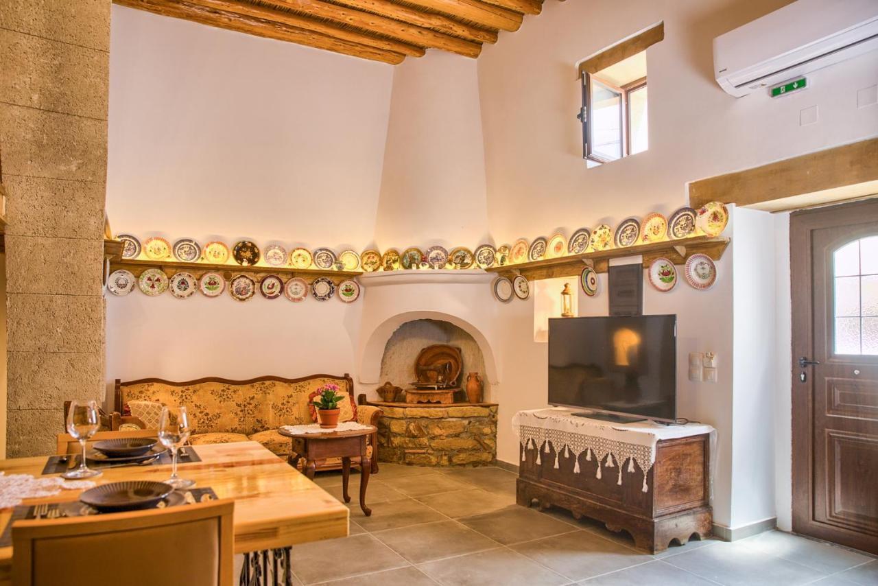 הוילה Malona Village Stone Arch מראה חיצוני תמונה